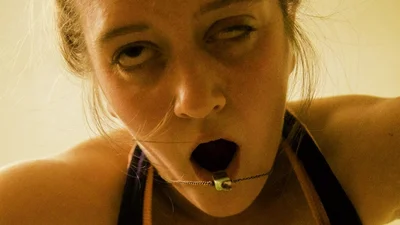 Перекосило: забавные лица людей во время занятий йогой