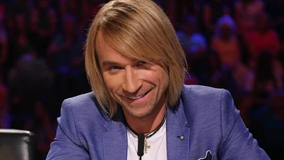 Х-Фактор 8: перші фото зі зйомок і поцілунок Каменських та Винника