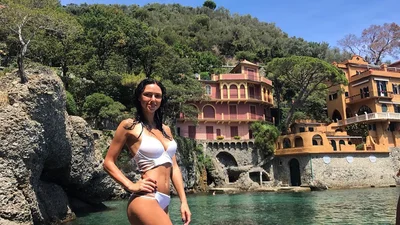 Роскошний отпуск: Вика из «НеАнгелов» отдыхает по полной