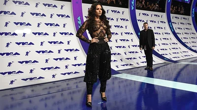 MTV Video Music Awards 2017: самые провальные звездные наряды