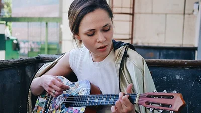 За кадром: гурт The Hardkiss показали, як знімали кліп на пісню "Журавлі"