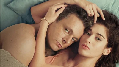 Осторожно, порция сексуальности: подборка эротических сериалов