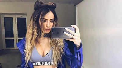 На стиле: как сделать крутую прическу Нади Дорофеевой