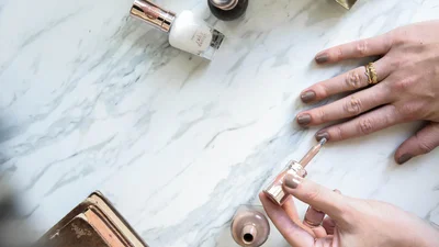 Знову на навчання: ніжні ідеї манікюру до 1 вересня