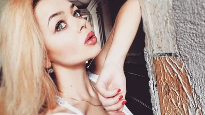 Канікули Аліни Гросу: зустріч з Білик та сексуальні фото у бікіні