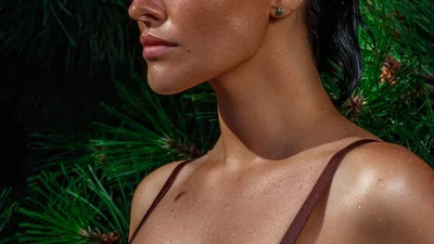 Оголюючи душу: Даша Астаф'єва знялася в інтимному перформансі