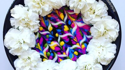 Художница создает психоделические веганские смузи и вот как они выглядят