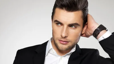 Модные мужские прически: тренды осени 2017