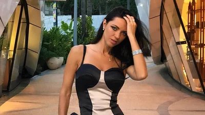 Віка з гурту "НеАнгелы" повністю оголилась у ванні