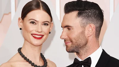 Солист Maroon 5 и ангел Victoria's Secret во второй раз станут родителями