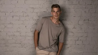 Солідний та дорослий: Вадим Олійник кардинально змінив зовнішність