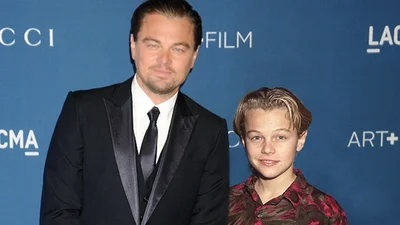 Безумная эволюция: звезды позируют сами с собой