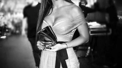 Вот это растяжка: Ани Лорак продемонстрировала хорошую физическую форму