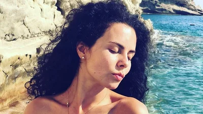 Настя Каменских опубликовала сексуальное видео для своих поклонников