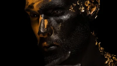 Знову голий: Віталій Козловський роздягнувся у новій фотосесії