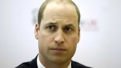 Принц Вільям жартує над своїм облисінням