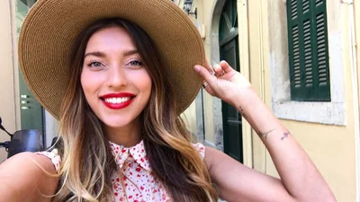 ЗадериНогу: Регина Тодоренко приняла участие в звездном флэшмобе и показала шпагат