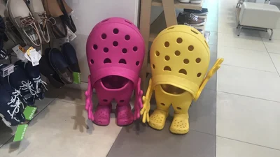 Кроксы на платформе: смешной тренд 2017