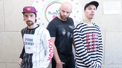 Звездные гости: группа АГОНЬ на Люкс ФМ (Фото)