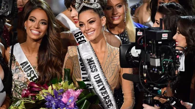 Міс Всесвіт-2017: як виглядає та чим займається красуня-переможниця з ПАР