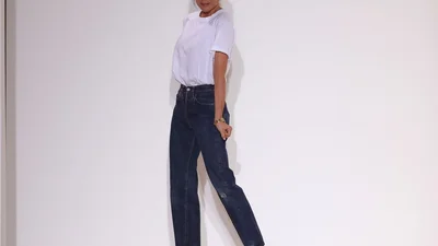 Аппетитная индейка: Виктория Бекхэм улыбнула фанов своим костюмом на День благодарения