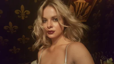 Карина з «Київ вдень та вночі» поділилася секретом, як закохати будь-якого чоловіка