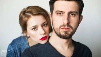 Крокодил и невеста с перебитым носом: группа "Бамбинтон" снял чудной клип