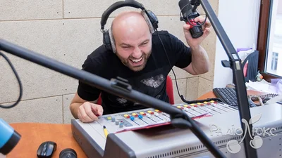 Люкс-тусовка: свежие и прикольные фотографии ведущих Люкс ФМ