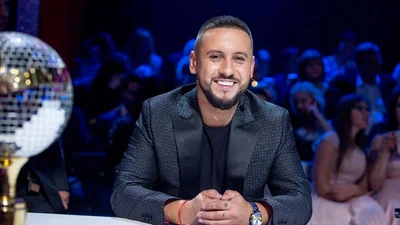 Зірковий бліц: MONATIK про корпоративи та повний екстаз від танців Олі Полякової