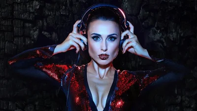 Гаряченька п'ятниця: dj Nana у вечірньому шоу "Все пучком" представить свій трек