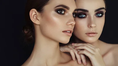 Как накрасить ресницы без комочков