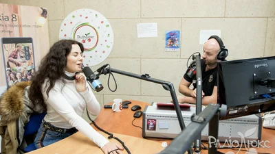 NK Настя Каменських заспівала "Несе Галя воду" під мелодію з пісні "Это Моя Ночь"