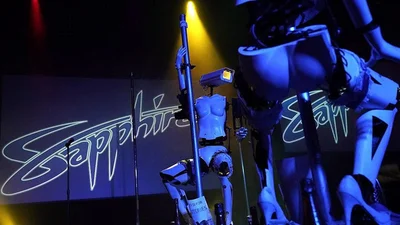 В Лас-Вегасе показали первых роботов-стриптизерш (ВИДЕО)