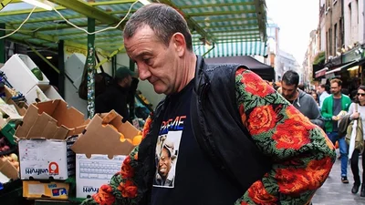 57-летний продавец овощей из Лондона одевается стильнее, чем ты
