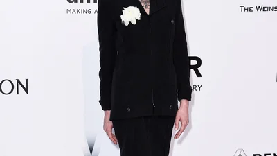 Беременная Кирстен Данст снялась в роскошной фотосессии