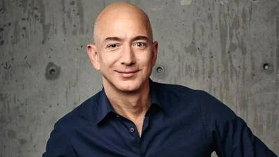 Неплохой заработок: назвали самого богатого человека в истории