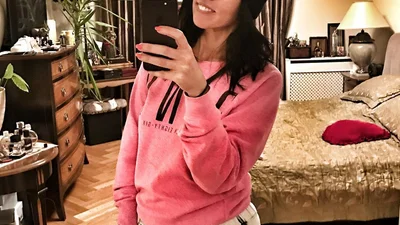 Экс-жена Потапа показала стройное тело в купальнике