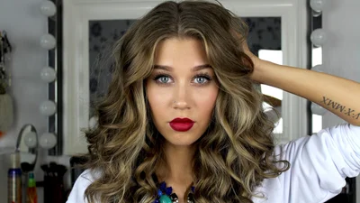 ТОП-7 укладок на ніч, які зроблять тебе зранку королевою краси