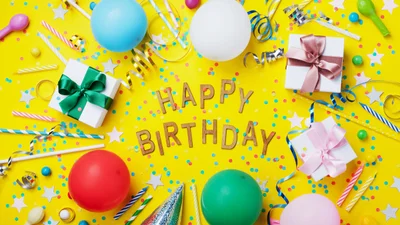 Вітання з Днем народження: красиві привітання у віршах та прозі