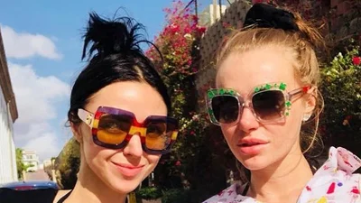 Слава и Вика из группы "НеАнгелы" соблазнили горячими фото в бикини