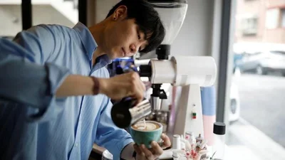 В Корее бариста создает невероятные рисунки на кофе, который ты захочешь сфотографировать