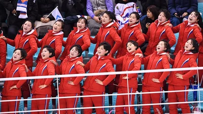 Веселая группа поддержки из Северной Кореи покорила Олимпийские игры-2018