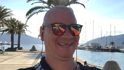 Рідкісне фото: Євген Кошовий показав усю сім'ю в зборі