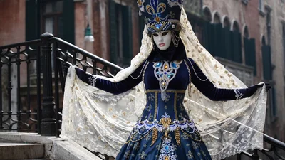 Пишаємось: одеситка увійшла у топ-10 найкрутіших нарядів Венеціанського карнавалу