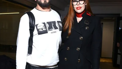 Звездный отдых: Ричард Горн и Соня Плакидюк наслаждаются друг другом в Барселоне