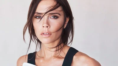 Family time: Вікторія Бекхем показала себе у дитинстві