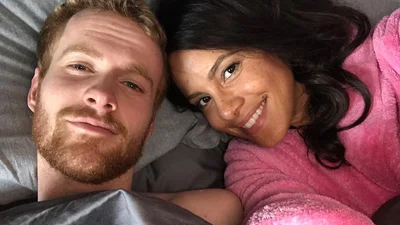 Королевский роман: нежный тизер об отношениях принца Гарри и Меган Маркл