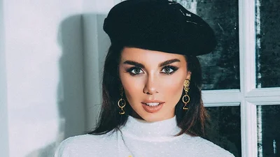 Шикарный бюст Ани Седоковой в купальнике заставит пускать слюнки каждого