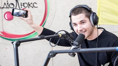 "Пара Нормальных" и их секреты: об интимных стрижках, засосах и стриптизе