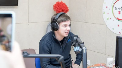 Дмитрий Комаров откровенно о поцелуях с японками и нецензурной лексике